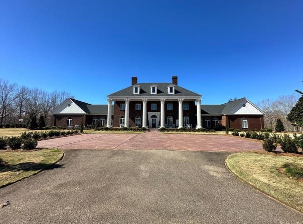 2023 J Saunders, Dothan, AL 36305
