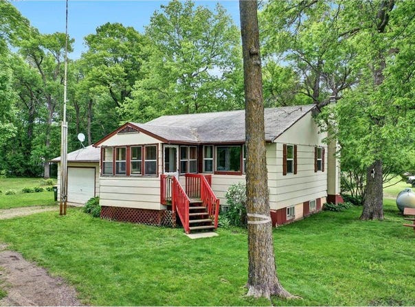 17266 Ttt Road, Eden Lake Twp, MN 55329
