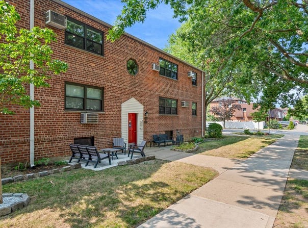 80-10 156th Avenue, Howard Beach, NY 11414