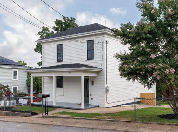 815 SUDBURY ST, STAUNTON, VA 24401