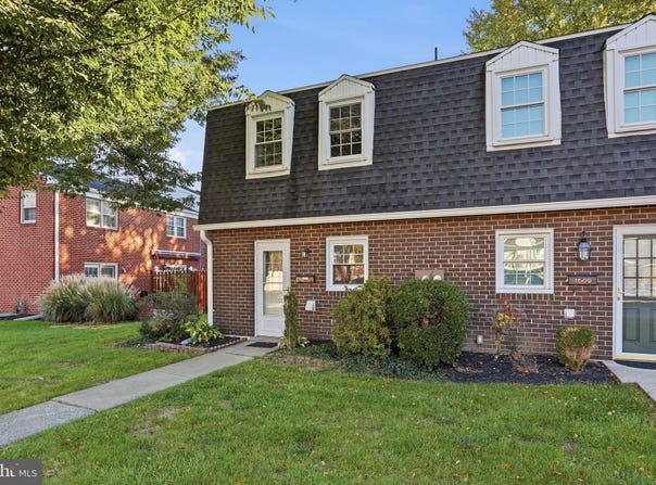 1611 WOGAN Road, YORK, PA 17404