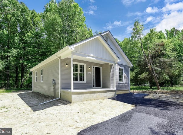 1362 W COLLEGE ROAD, DOVER, DE 19904