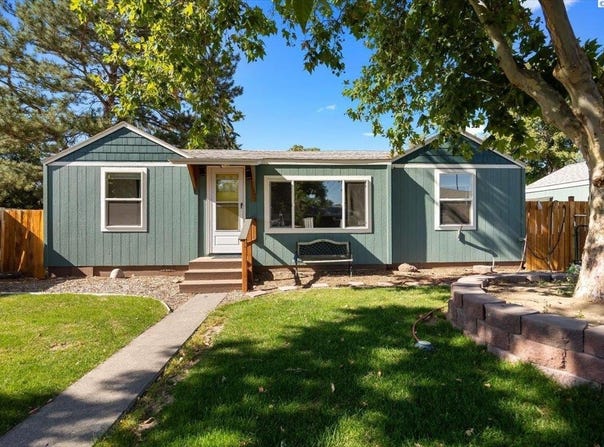 105 E 13th ave, Kennewick, WA 99337-5310