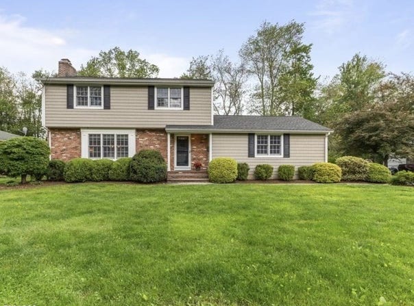 59 Fairmount Rd, New Providence Boro, NJ 07974-1036