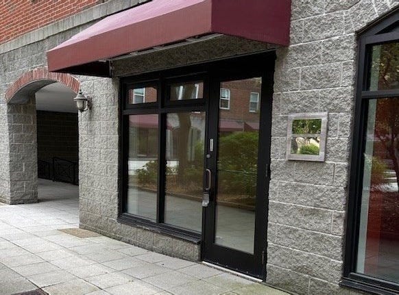 20 Hampton Ave, Northampton, MA 01060