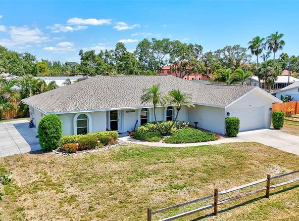 519 BAYVIEW AVENUE, OSPREY, FL 34229