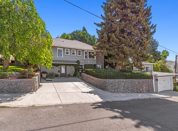 525 Mesa Street, Klamath Falls, OR 97601