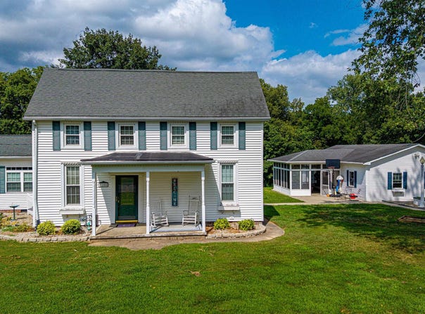 7105 New Harmony Road, Evansville, IN 47720