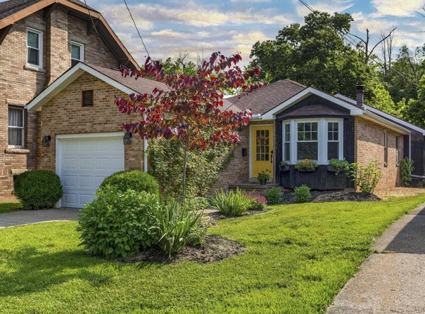 2104 Donald Ave, Huntington, WV 25701