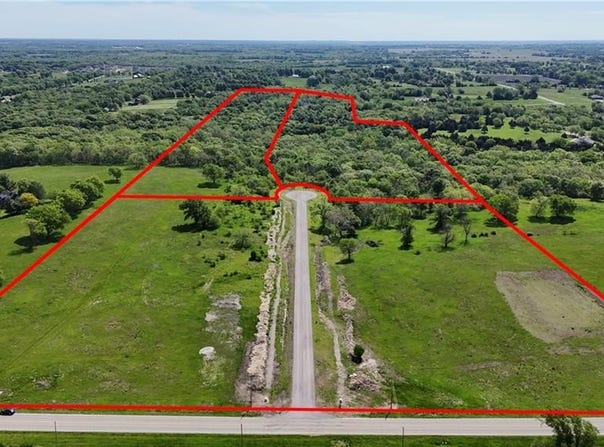 5400 W 188 Terrace, Stilwell, KS 66085