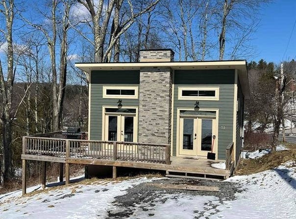 32 Fulton Lane, Thomas, WV 26292
