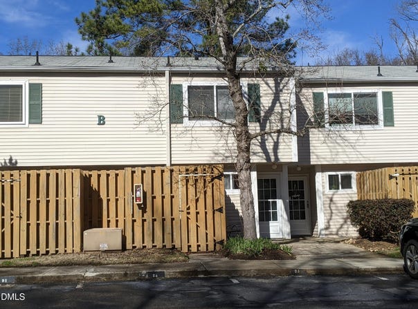 220 Elizabeth Street, Chapel Hill, NC 27514
