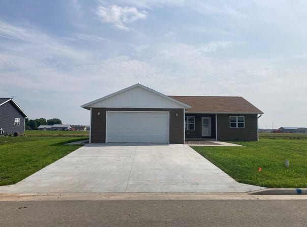 201 W KOBS STREET, Spencer, WI 54479