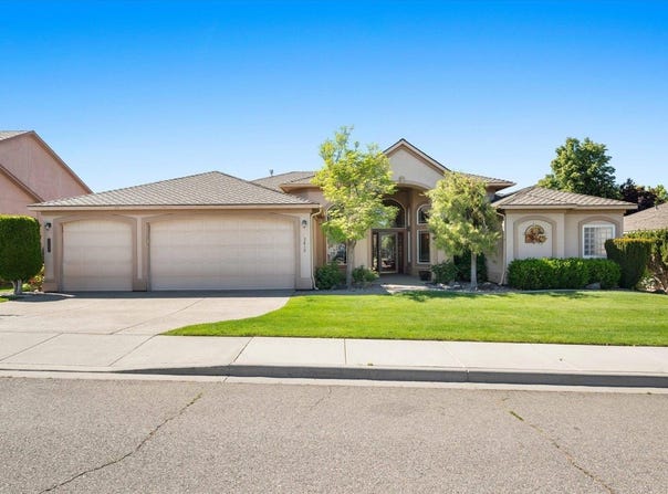 3610 S Johnson Street, Kennewick, WA 99337
