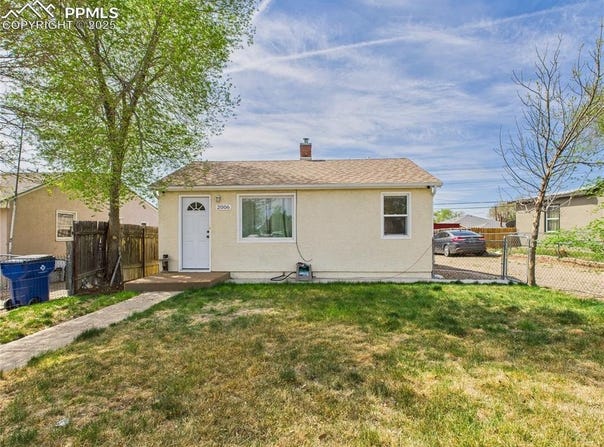 2006 E 14th Street, Pueblo, CO 81001
