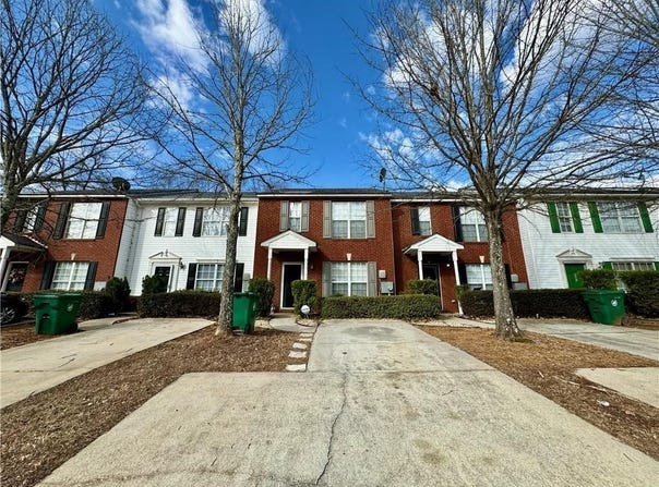 2285 Strathmoor Manor Drive, Lithonia, GA 30058