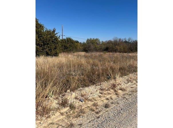7194 Neal Drive, Brownwood, TX 76801