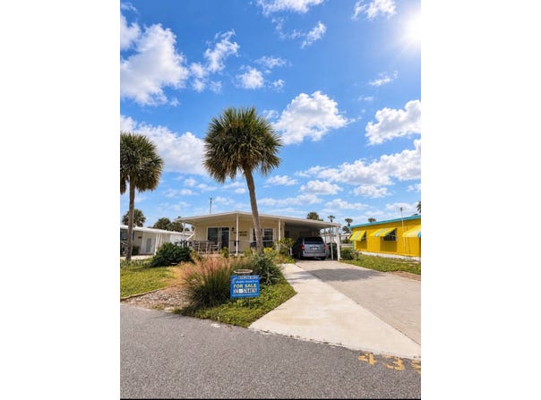 438 Fairway Dr, Melbourne Beach, FL 32951