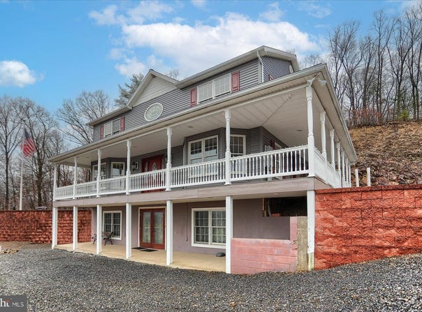 7848 ROUTE 104, MOUNT PLEASANT MILLS, PA 17853