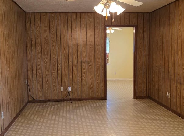 701 Burleson ST, Rockdale, TX 76567