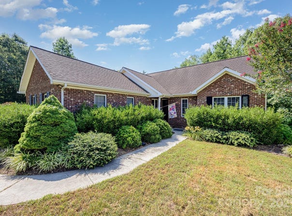 610 Mountain Place, Albemarle, NC 28001