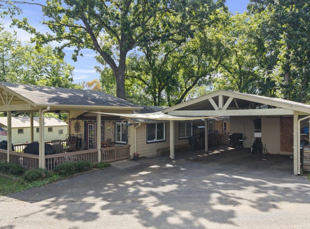 35710 Grand Point Point, Vinita, OK 74301