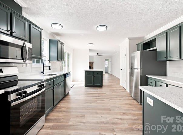 262 Upper Stanley Road, Stanley, NC 28164