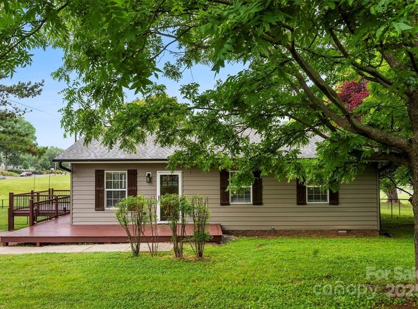 103A N Tracy Street, Kings Mountain, NC 28086