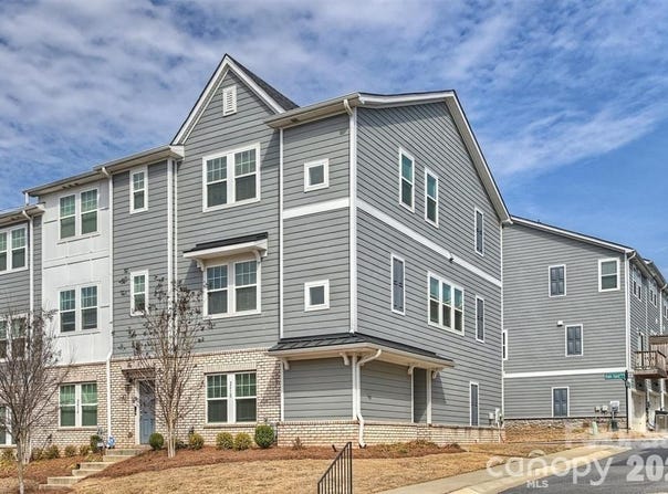 2410 Arbor Loop Drive, Charlotte, NC 28217
