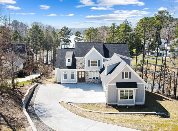 154 Fox Hunt Drive, Mooresville, NC 28117