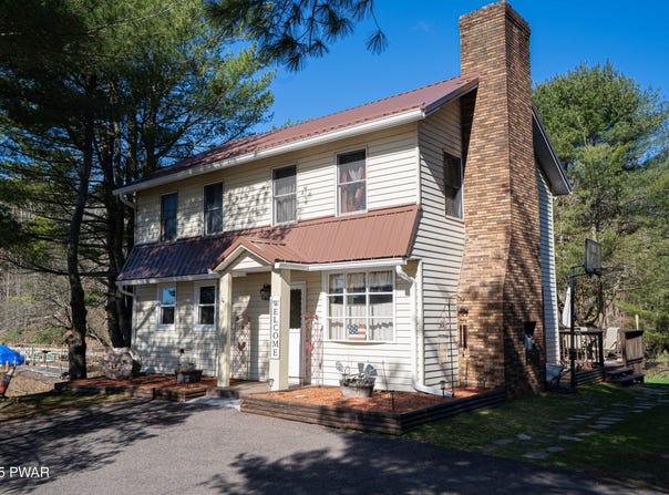 477 Purdytown Turnpike, Lakeville, PA 18438