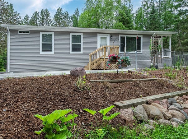 3739 LAKEWOOD RD, Harshaw, WI 54529