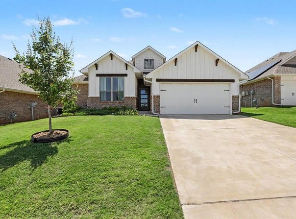 5225 Skylar Rae Road, Edmond, OK 73034