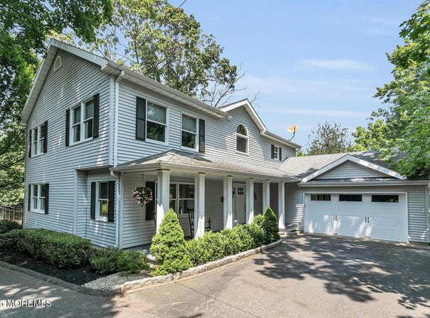 2 Crozier Court, Fair Haven, NJ 07704