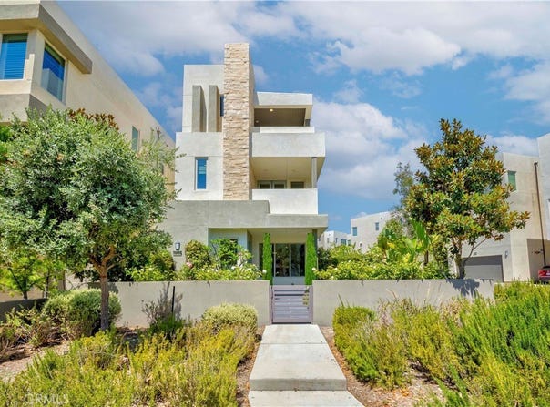 195 Stellar, Irvine, CA 92618