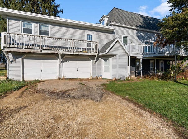 318 Mandt Parkway, Stoughton, WI 53589