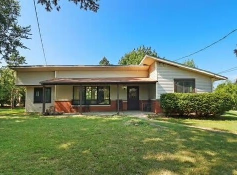 5401 82nd St, Pleasant Prairie, WI 53142