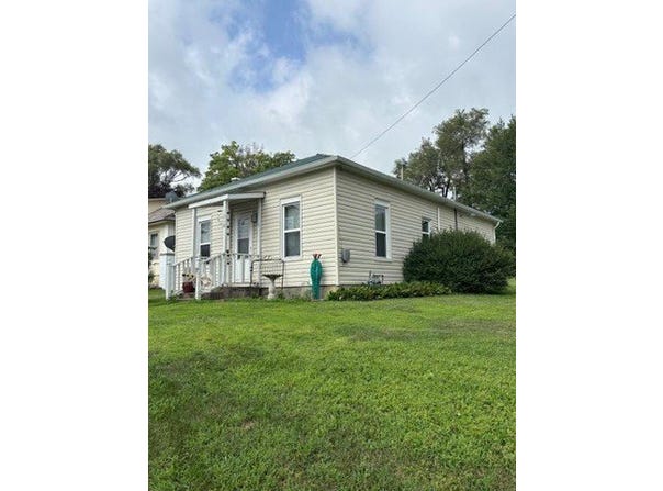 1220 ILLINOIS STREET Street, SIDNEY, IA 51652
