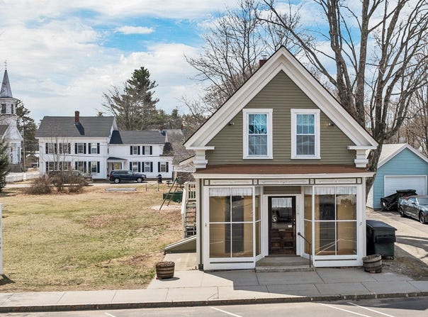 119 Main Street, Alton, NH 03809