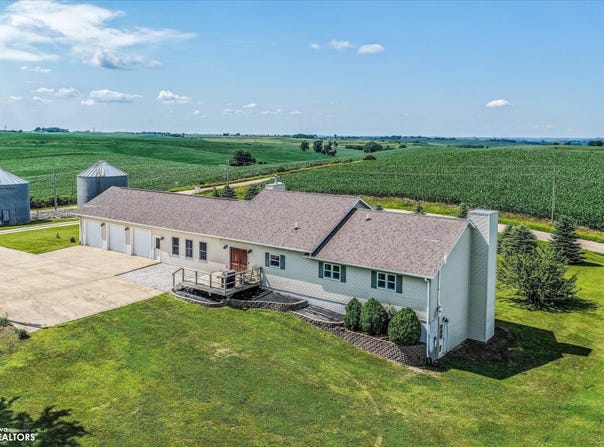 2405 X Avenue, Defiance, IA 51527