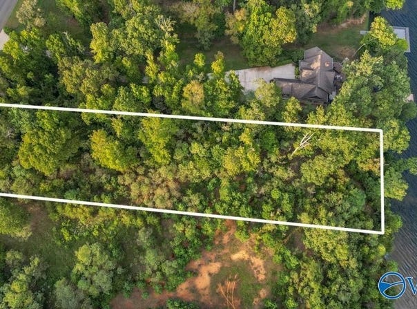2149 Lookout Mountain Drive, Scottsboro, AL 35769