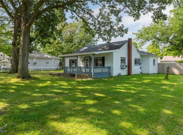 796 Howard Drive, Vermilion, OH 44089