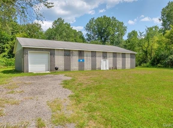 24473 Sumpter Road, Belleville, MI 48111