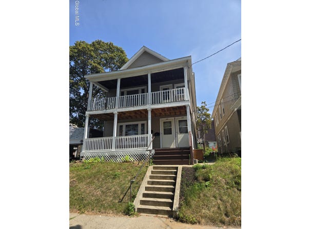 434 Division Street, Schenectady, NY 12304