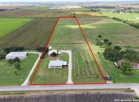 1291 Link, Seguin, TX 78155