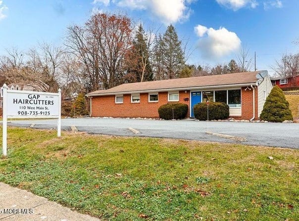 110 W Main Street, Clinton, NJ 08809