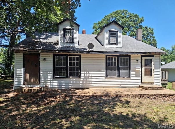 241 Cartall Street, St James, MO 65559