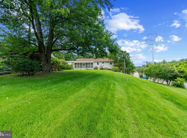 1 CORONET DRIVE, LINTHICUM HEIGHTS, MD 21090