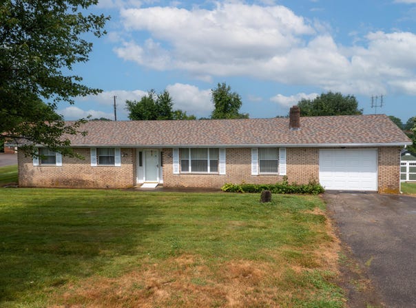21 New Del Dr Drive, Dry Ridge, KY 41035