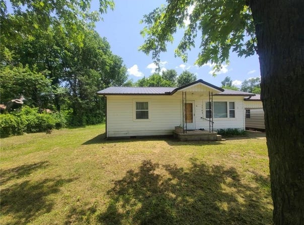 1763 Bryan  ST, Westville, OK 74965